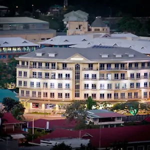 The Quadrant Luxury Апартаменты Виктория